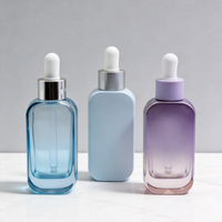 Flacon compte-gouttes en verre personnalisé avec logo OEM et bâtonnets diffuseurs pour sérum de soin de la peau, huile essentielle, marque privée 30ml 50ml