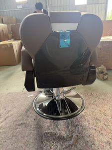 Fauteuil de Barbier Classique Marron Robuste Inclinable Hydraulique en Cuir Vintage pour Salon de Coiffure - Product Image 5