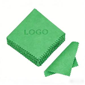 Chiffonnette de nettoyage et de polissage pour bijoux en microfibre argentée de haute qualité, avec logo personnalisé imprimé, carrée 8*8cm, marque LUOYI - Product Image 1