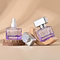 Flacon compte-gouttes carré en verre violet dégradé de 30 ml avec sérigraphie pour sérum cosmétique, soins de la peau et collyres