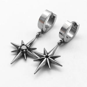 Pendientes de Aro de Acero Inoxidable con Diseño de Calavera y Púas, Estilo Punk Retro, Joyería Fina Vintage, para Hombre - Product Image 5