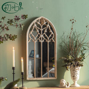 Espejo de pared estilo francés con forma de arco, marco de madera maciza para sala de estar o vestidor. - Product Image 2