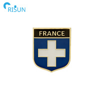En gros, Pin's de revers en émail avec drapeaux et cartes du Kenya, de la France, du Brésil, d'Allemagne, de la Suisse, de la Turquie, de l'Angleterre, d'Haïti, et badges en émail avec logo personnalisé