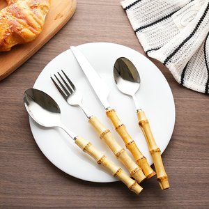 Độc đáo 304 thép không gỉ <span class=keywords><strong>Flatware</strong></span> Bộ cho đám cưới đầy đủ bộ đồ ăn phục vụ tùy chỉnh thiết lập dao kéo với tre xử lý - Product Image 4