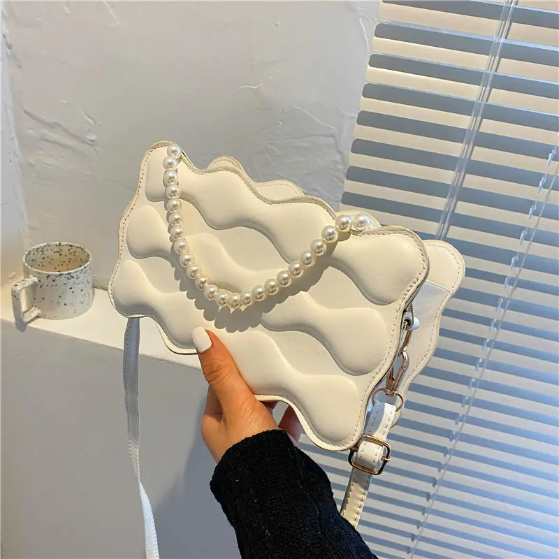 Women's fashion all-match handbags 2023 small chain messenger bag pearl bag PU leather ladies brand designer evening bag