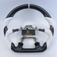 Volant en fibre de carbone véritable personnalisé de qualité supérieure pour Chevrolet Corvette C5 Z06 ZR1 1997-2004 avec poignées ergonomiques