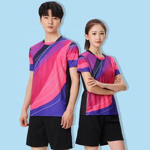 T-<span class=keywords><strong>shirt</strong></span> de tennis à manches courtes pour hommes T-shirts de sport de fitness à la mode T-<span class=keywords><strong>shirt</strong></span> de <span class=keywords><strong>badminton</strong></span> à séchage rapide décontracté à col rond à séchage rapide GJ275 - Product Image 2