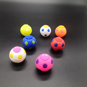 Khuyến Mại Quà Tặng Tay Spinners Bảng Trò Chơi Nhựa PP Bóng Đá Tự Bán Hàng Tự Động Bóng Đá <span class=keywords><strong>Mini</strong></span> Đồ Chơi 3.5Cm Đồ Chơi Nhỏ <span class=keywords><strong>Spinner</strong></span> Cho Trẻ Em - Product Image 4