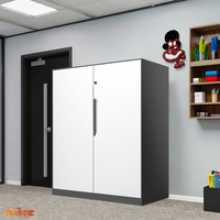 Gabinete de Almacenamiento CHNSMILE OEM de Acero con Doble Puerta, Cerradura con Llave, Impermeable, 3 Niveles Ajustables y Diseño Moderno