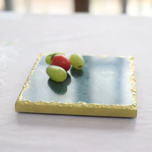 Planche à <span class=keywords><strong>fromage</strong></span> en marbre <span class=keywords><strong>italien</strong></span> naturel vert de forme carrée 20x20 cm avec bord doré, directement de l'usine - Product Image 5