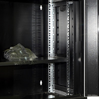 Armoire de serveur réseau à montage mural en métal 9U personnalisée Utilisation domestique 42U High 6/12/4/22U CCTV DVR DDF Internet Server Rack Data Centers