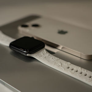 Chungming Hot Popular <span class=keywords><strong>Fancy</strong></span> Flower Grabado Pulsera de silicona suave Cinturón para Apple Watch 41mm 45mm Ultra 2 49mm - Product Image 6