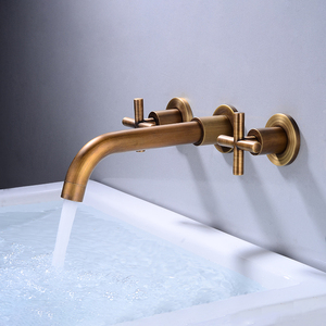 Mitigeur de lavabo <span class=keywords><strong>mural</strong></span> <span class=keywords><strong>Robinet</strong></span> d'évier de salle de bain en bronze antique <span class=keywords><strong>Robinet</strong></span> de lavabo <span class=keywords><strong>mural</strong></span> à trois trous à levier croisé - Product Image 4