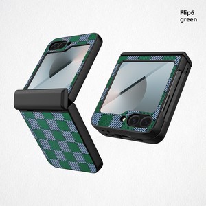 เคสโทรศัพท์ลายหนังตารางหมากรุกสำหรับ Samsung ZFlip6/ ลด 50% พร้อมปกป้องบานพับด้านนอกเต็มรูปแบบ - Product Image 6