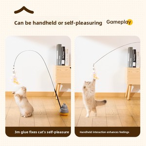 Bacchetta con Piume per Gatti con Manico Lungo - Delicata sulla Energia del Gattino, Giocattolo per Animali Domestici Durevole e Resistente ai Morsi con Campanello - Product Image 3