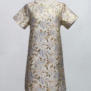 Vestidos de Mujer al por Mayor, Personalizados, OEM, ODM, de Alta Calidad, con Flores en Relieve Doradas, Elegantes, Cuello Redondo, Manga Corta, Jacquard - Product Image 2