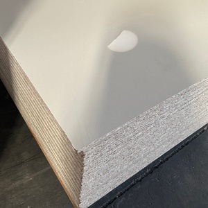 Tablero de Partículas de Melamina Negra para Interiores Modernos, Acabado Brillante - Product Image 5