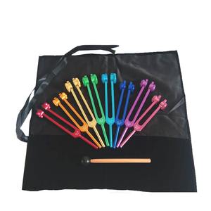 Tenedor de afinación de Chakra colorido ponderado, 7 Chakra y 1 Tenedores de afinación de propósito alma para curar, relajar, <span class=keywords><strong>aliviar</strong></span> el estrés, mantener la mente - Product Image 6