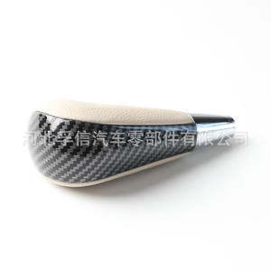 หัวเกียร์คาร์บอนไฟเบอร์ ออกแบบตามหลักสรีรศาสตร์ สำหรับโตโยต้า ปราโด แลนด์ ครุยเซอร์ เกียร์อัตโนมัติ - Product Image 4