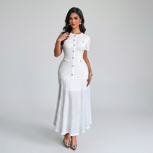 Nuovo Stile Abito da Donna con Bottoni e Orlo a Balze, Linea ad A, in Crepe Tinta Unita, Elegante e Casual per l'Ufficio, a Maniche Corte, per l'Autunno - Product Image 2