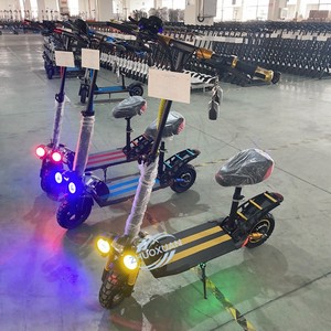 Scooter électrique 1200W directement de l'usine, 48V/52V/60V, vitesse maximale de 60 km/h, frein à disque double, scooter électrique tout-terrain pour adultes - Product Image 4