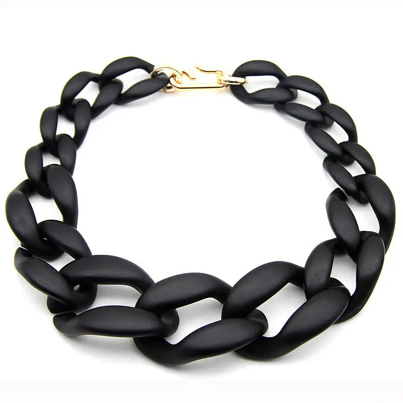 Beliebte Mode Hot Sale Joker gefrostete Halskette Acryl harz schwarze Halskette für Handtasche Kunststoff Halskette für Frauen