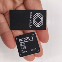 Étiquette RFID tissée en tissu à double puce UHF NFC pour vêtements, baskets, chapeaux