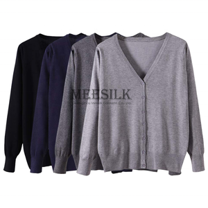 Autunno inverno <span class=keywords><strong>Cardigan</strong></span> donna maglioni donna con bottone <span class=keywords><strong>nero</strong></span> bianco maglione scollo a V manica lunga donna <span class=keywords><strong>Cardigan</strong></span> lavorato a maglia sottile - Product Image 3