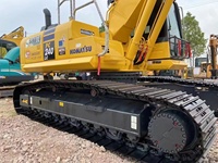 Livraison Gratuite - Excavatrice d'occasion japonaise Komatsu 240 300 - 24 tonnes - Modèle 2022 - Moteur Isuzu - Cabine - Excavatrice à vendre