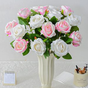 Roses artificielles Laixing en tissu de soie rose et violet, décoration de table moderne, décoration intérieure - Product Image 3