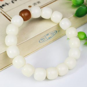 White Bodhi Root <b>Bracelet</b> <b>Ball</b> Shape Hand Polished Natural Unisex Everyday Wear Cultural Collectible Jewelry - Product Image 4