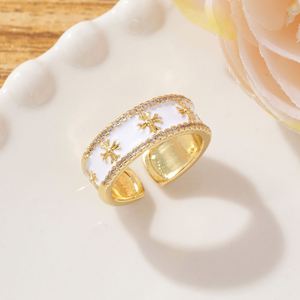 Anillo con microincrustaciones de flores, Rotación Expert Custom, Estándar Europeo, Retención de Color Metálico Industrial, Venta al por Mayor Mixta - Product Image 4