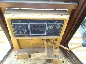 รถเกลี่ยดินตีนตะขาบ D5H แมวมือสองรถปราบดินแบรนด์แมว D5มือสองรถตักดิน D5M D5N D5H แมว D5C - Product Image 4