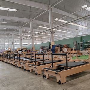 Machine de Pilates Reformer en Bois d'Érable Premium avec Garantie de 3 Ans – Exercice Corporel Équilibré pour le Renforcement du Core, Idéale pour Studio de Pilates et Entraînement de <span class=keywords><strong>Yoga</strong></span> - Product Image 3