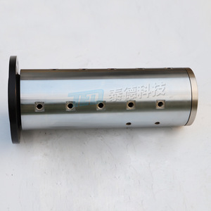 We Supply Stainless Steel Straight-Through Rotary Joints for Petroleum Processing Equipment Coiled Tubing Carts Rotary Petroleum - Product Image 3