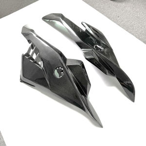 Paneles laterales de fibra de carbono seca 3K sin alerones para BMW S1000RR 2025 en adelante - Product Image 2