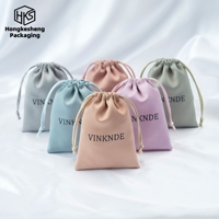 Pochette à bijoux en velours avec cordon de serrage, logo personnalisé, 7x9cm, couleur macaron, sac de rangement doux pour bagues, boucles d'oreilles, colliers, vente en gros