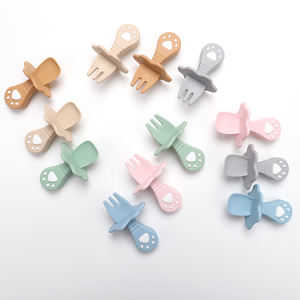 Cuchara ergonómica de silicona sin Bpa para bebé para alimentación independiente de niños pequeños, pre-cuchara de entrenamiento de punta suave, utensilios de destete seguros sólidos - Product Image 3