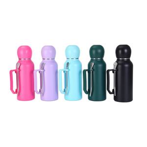 Nouveau design moderne 304 tasse de football en acier inoxydable grande capacité Portable 800ml thermos sous vide avec cuillère en gros - Product Image 5