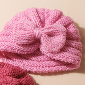 Set 2 Warna Musim Gugur dan Musim Dingin Topi Bayi Baru Model Visor Rajutan Wol Hangat Gaya Eropa dan Amerika dengan Pita untuk Balita dengan Perlindungan dari Sinar Matahari - Product Image 5