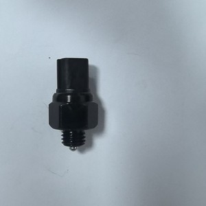 ใหม่โมเดิร์นสวิตช์ไฟถอยหลัง 93860-49600/0K30A-17-640 12V อะไหล่ทดแทนสำหรับระบบไฟรถยนต์ - Product Image 1