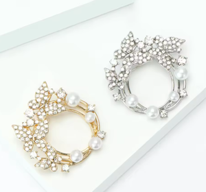 เข็มกลัดโลหะผสมชุบทองรูปดอกไม้พร้อมดีไซน์เจาะรูประดับพลอยหลากสีสำหรับผู้หญิงของขวัญแต่งงานเครื่องประดับคุณภาพสูง - Product Image 2