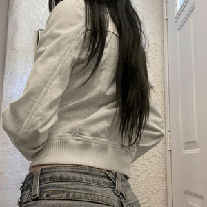 Veste utilitaire zippée d'automne, construction à panneaux, col cranté, poches cargo, coupe-vent et respirante pour le streetwear - Product Image 2