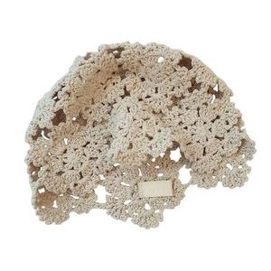 Bonnet en maille pour femmes, bonnet en <span class=keywords><strong>crochet</strong></span> fait à la main, bonnet décontracté, bonnet de mode, couvre-chef de nuit - Product Image 1