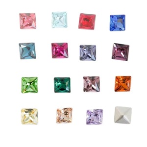 Accesorios de joyería DIY con diamantes de imitación súper brillantes y coloridos, con base cuadrada en ángulo recto y superficie cruzada, del fabricante K9. - Product Image 5