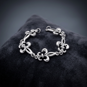 Brazalete de Cadena con Diseño de Flor de Lis, Símbolo Religioso Francés, en Plata 925 de Silver Vault - Product Image 1
