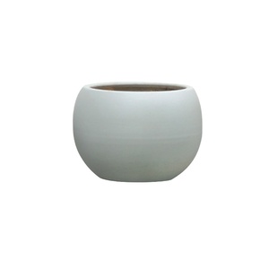 Vasi e Fioriere in Ceramica Bianca Liscia, Cemento e Plastica per Decorazioni Esterne, Misure Personalizzabili - Product Image 4