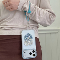 Coque de protection transparente de luxe scintillante avec strass en forme de cœur pour iPhone 18 17 Pro Max 16 15 14 avec dragonne perlée