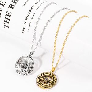 Collar con Esfera Astronómica y Anillo con la Frase 'Te Amo' en 100 Idiomas, Anillo Cósmico para Parejas - Product Image 5