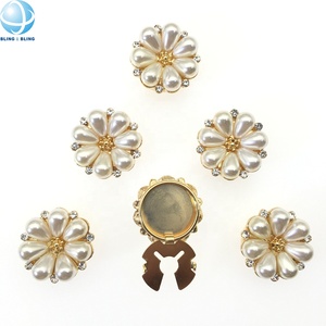 Set di gioielli con grande bottone con motivo floreale in ottone copri bottoni per <span class=keywords><strong>camicia</strong></span> e non cuciono <span class=keywords><strong>gemelli</strong></span> da donna con Clip sul tuo abbigliamento - Product Image 5